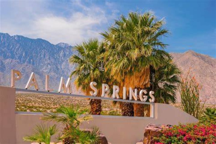 5.20.98. Palm Springs, California. Frank Sinatra's grave and bronze