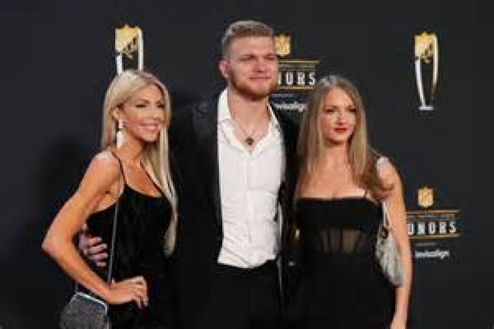 Aidan Hutchinson’s Mom Melissa Sinkevics Dons PVC Heels at NFL Honors