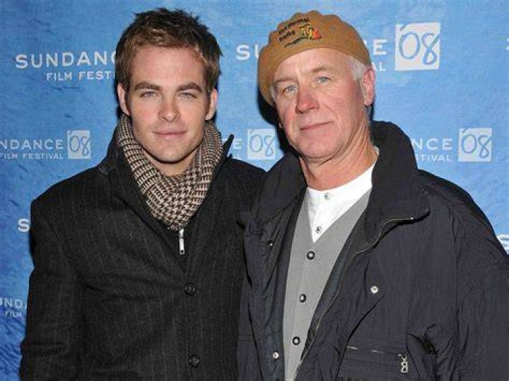 Chris Pine with his father Robert Pine Hollywood premiere Star Trek