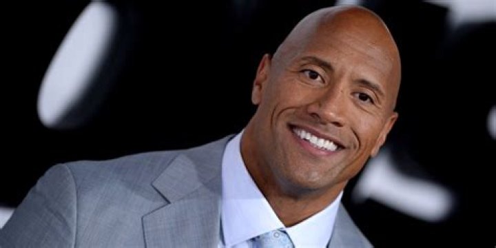 Dwayne Johnson wikipédia, biographie, épouse, origine, femme, nouveau