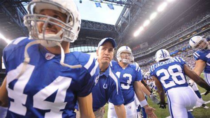 Indianapolis Colts' Carson Wentz and Wife Madison Oberg Expecting Baby