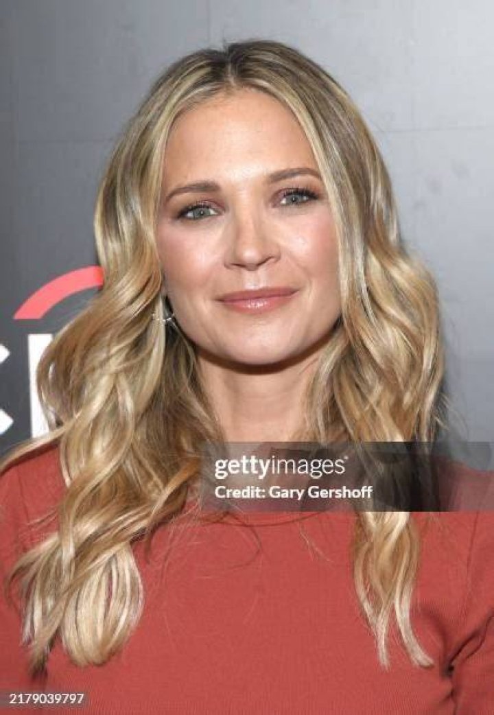 &lsquo;Blue Bloods&rsquo; Vanessa Ray Reveals Bipolar Diagnosis
