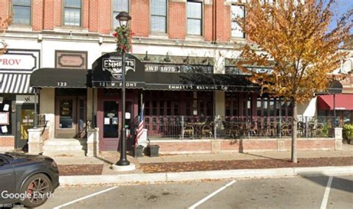 Maypole Replacing Emmett's Brewing Co. in Downtown Wheaton What Now