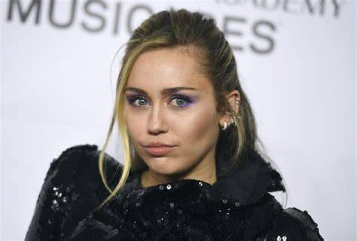 Miley Cyrus recibe 2023 con nuevo sencillo &mdash; El Nacional