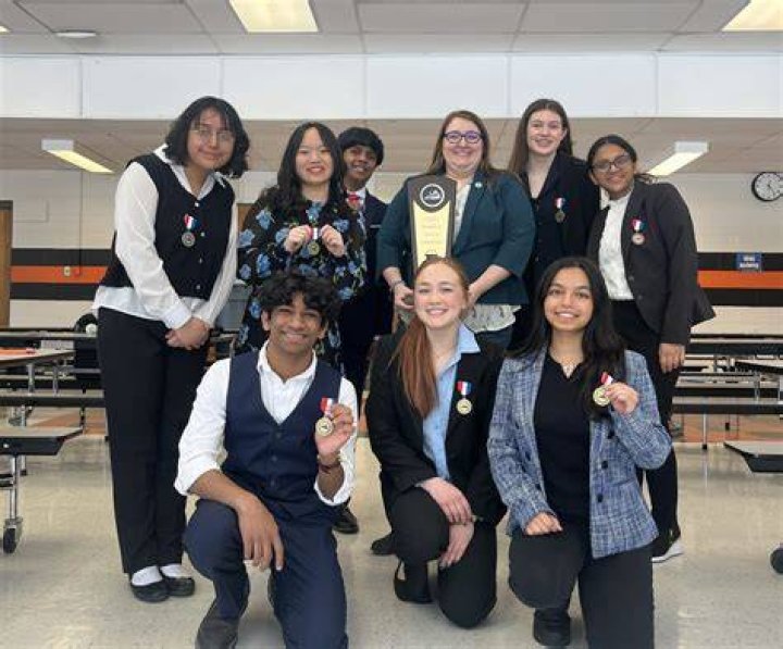 MLWGS TAKES 1ST PLACE AT VHSL GIRLS SWIMMING REGIONAL & STATE