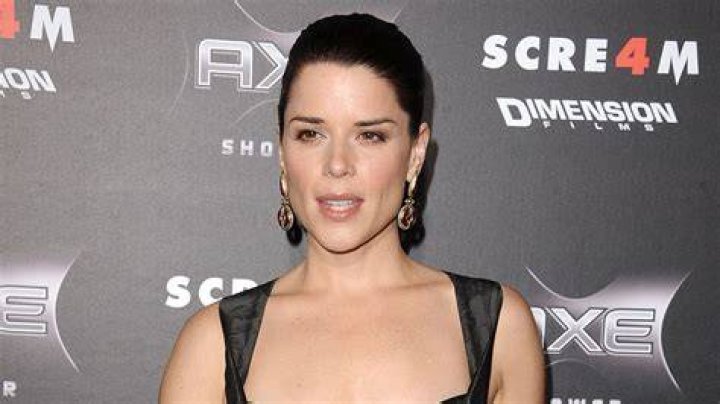 Neve Campbell lidera s&eacute;rie de David E. Kelley ap&oacute;s sucesso de Poder e a Lei