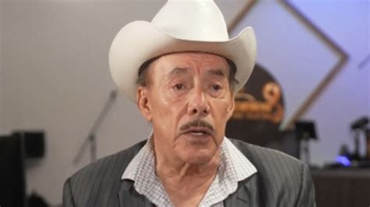 Pedro Rivera sufría en silencio por una hernia WALU.TV