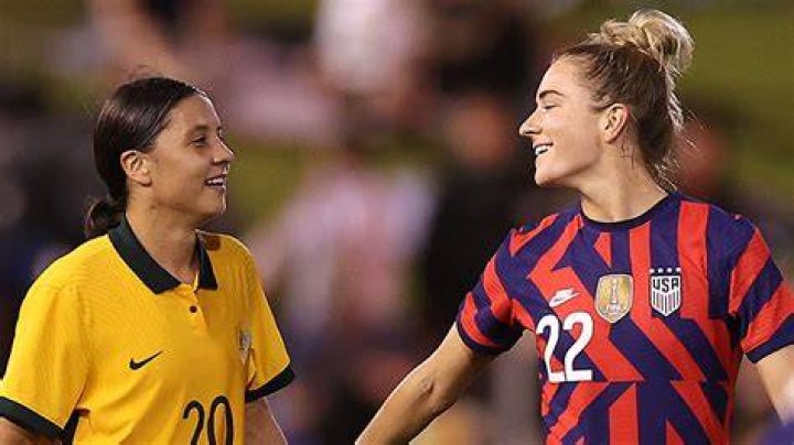 Power couple Kristie Mewis and Sam Kerr gear up for World Cup