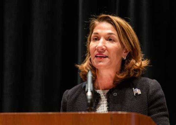 Springfield Chamber Outlook lunch goes virtual; ABC’s Ann Compton will