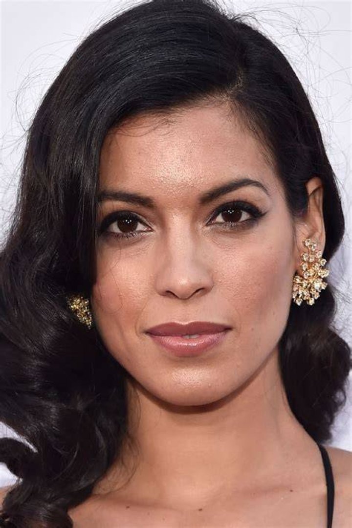 Stephanie sigman biography wiki age height boyfriend more Artofit