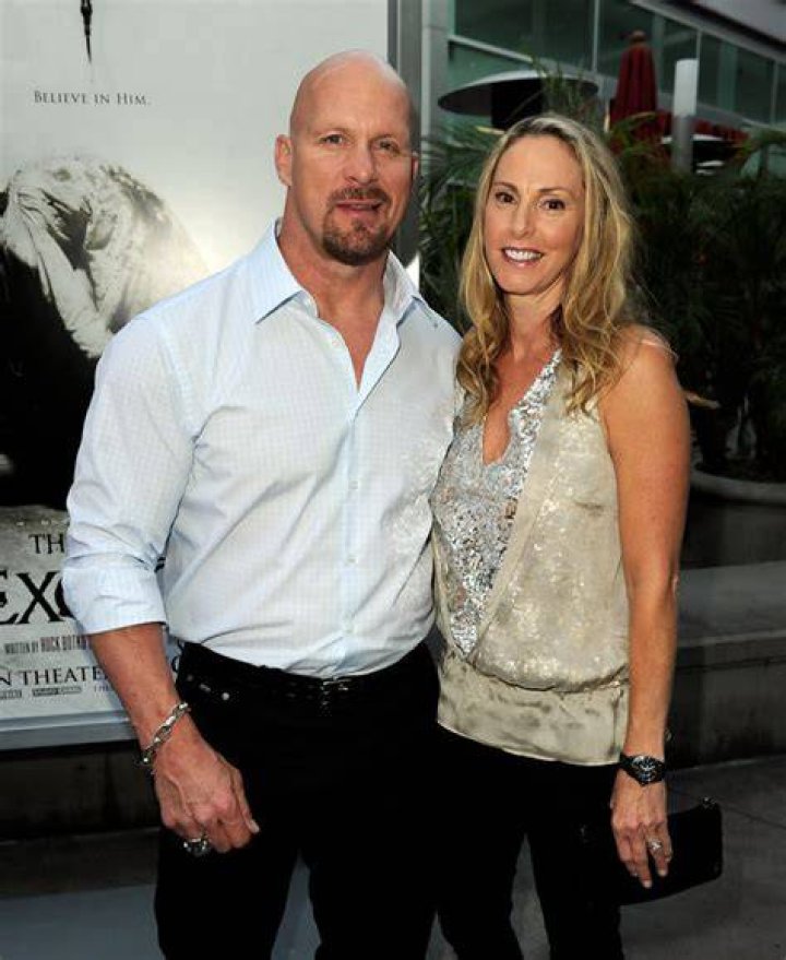 Steve Austin 2024 Wife, net worth, tattoos, smoking & body facts Taddlr