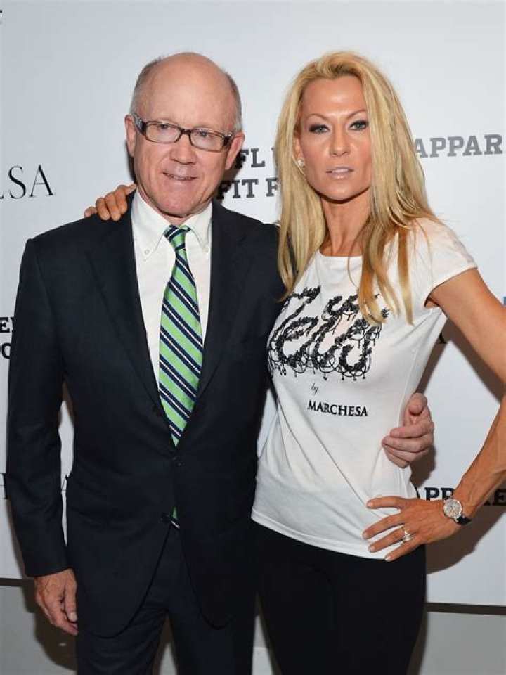 Suzanne Ircha Age, Date of Birth, Bio, Wiki, Born Woody Johnson Wife