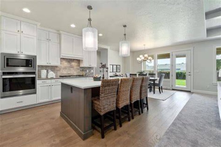 Vista by Tresidio Homes 2019 Parade of Homes