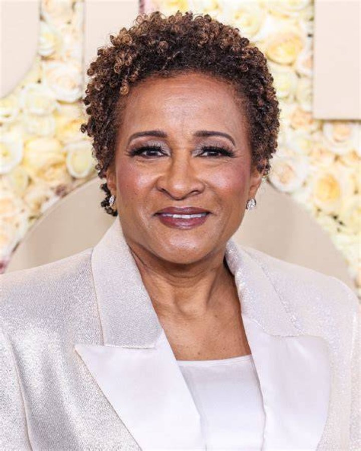 Wanda Sykes' Wife Alex Niedbalski's Life Story
